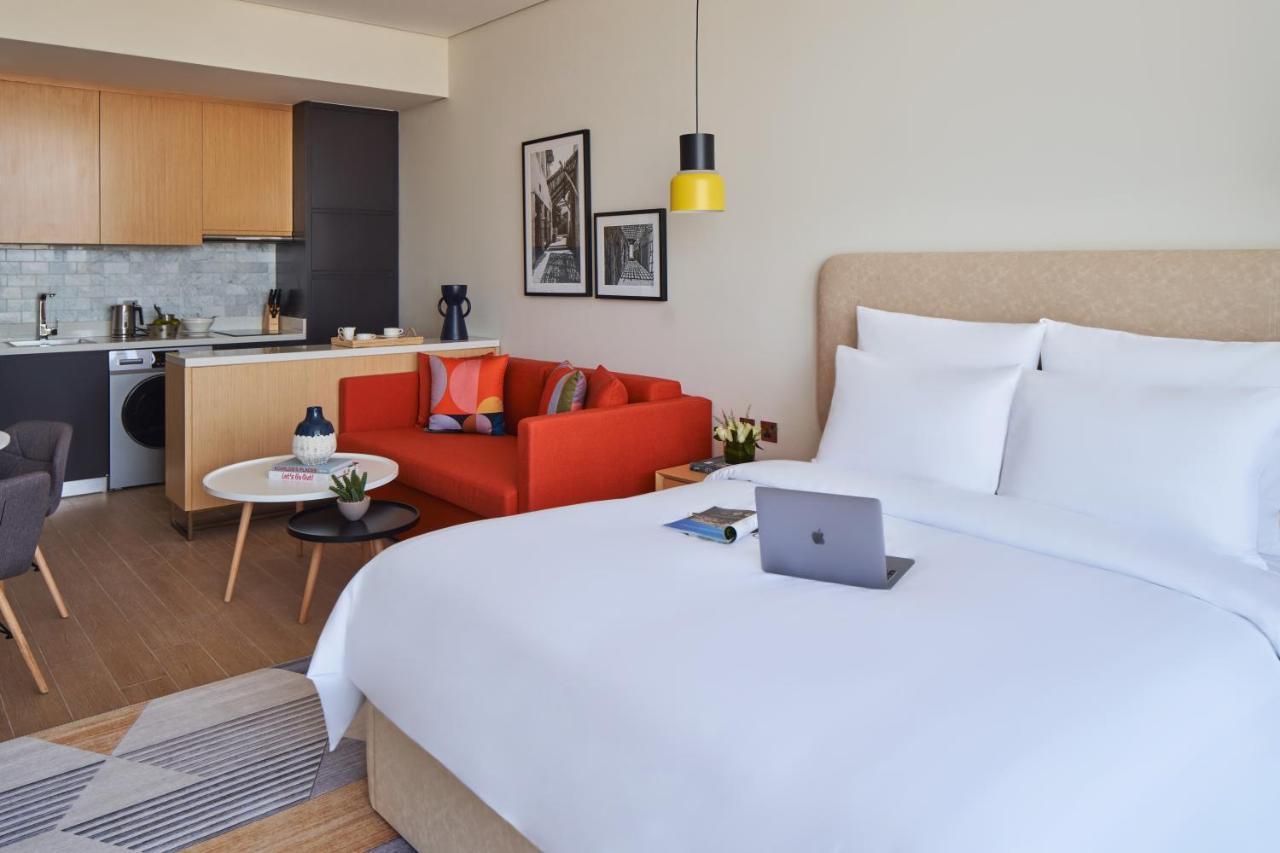Adagio Jumeirah Village Triangle Дубай Екстериор снимка