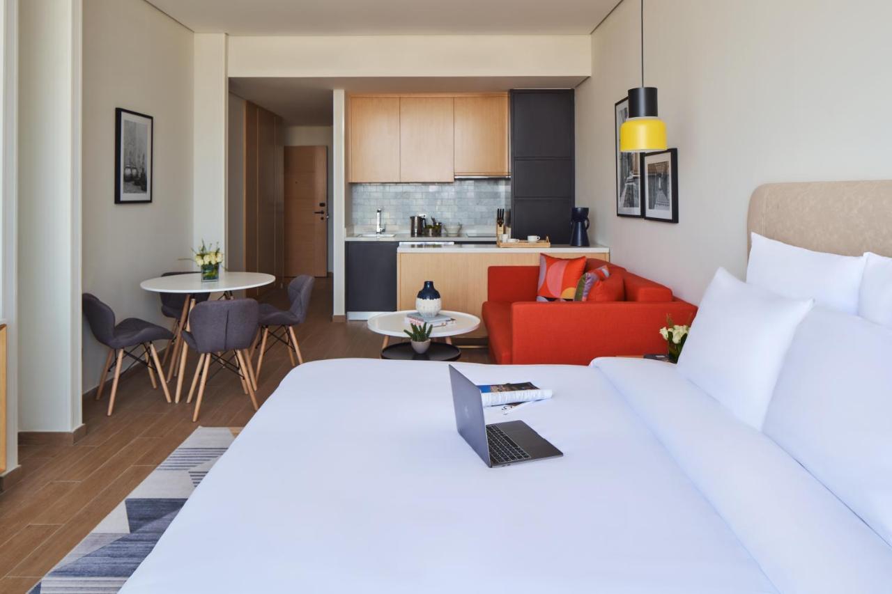 Adagio Jumeirah Village Triangle Дубай Екстериор снимка