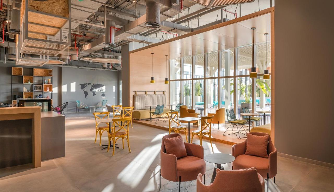 Adagio Jumeirah Village Triangle Дубай Екстериор снимка